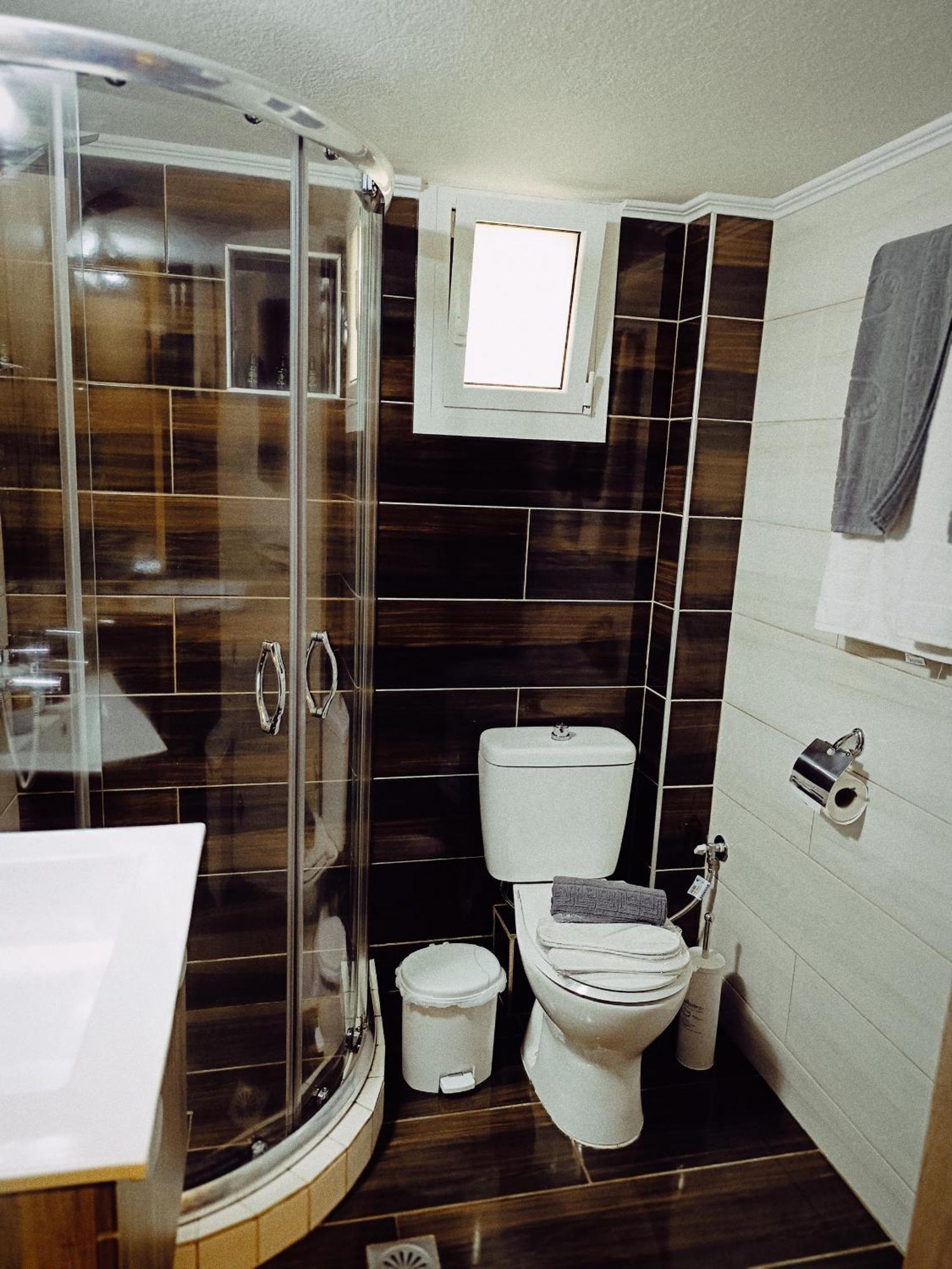 Majestik Room Kavala Extérieur photo