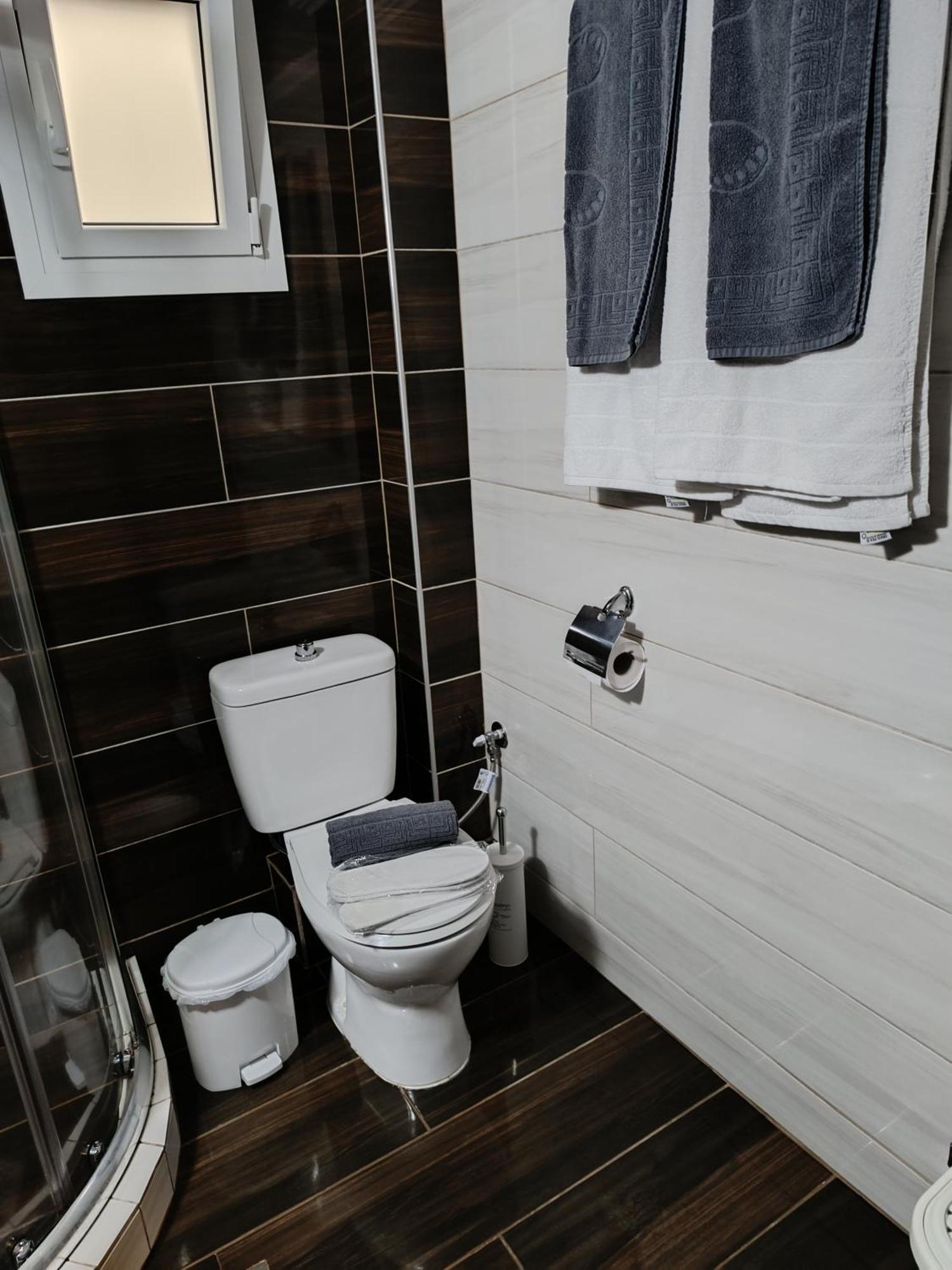 Majestik Room Kavala Extérieur photo